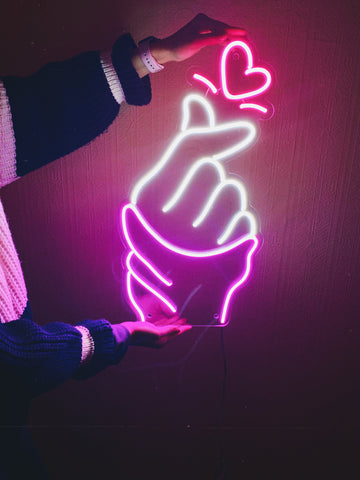 LED neon "Hand and heart"