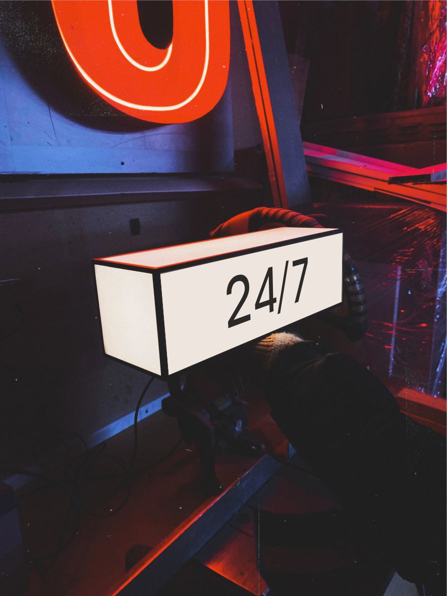 Світильник “24/7”