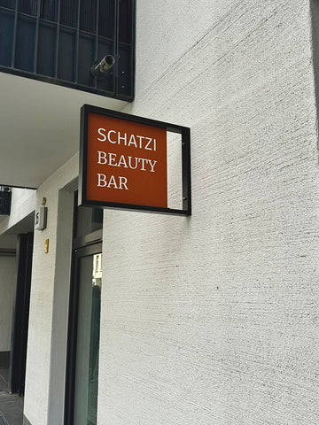 Street non-illuminated sign with your logo/text in the format logo 40x40 cm