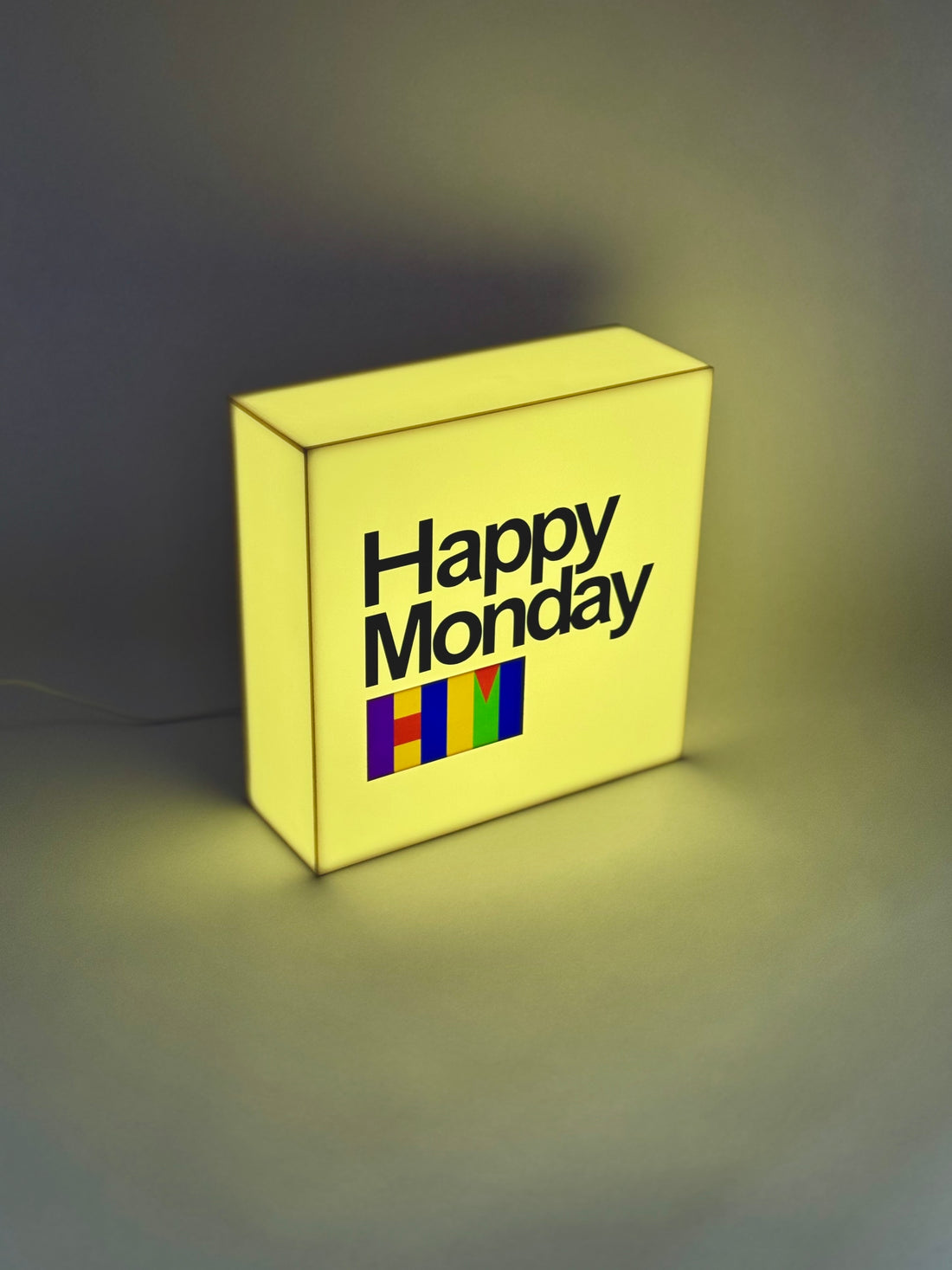 Світильник з вашим лого/текстом формату 20х20х7 см