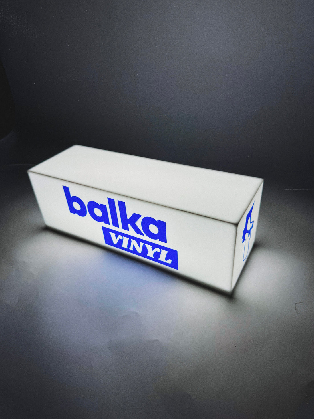 Світильник з вашим лого/текстом формату “Не притулятися” 5 світлових сторін