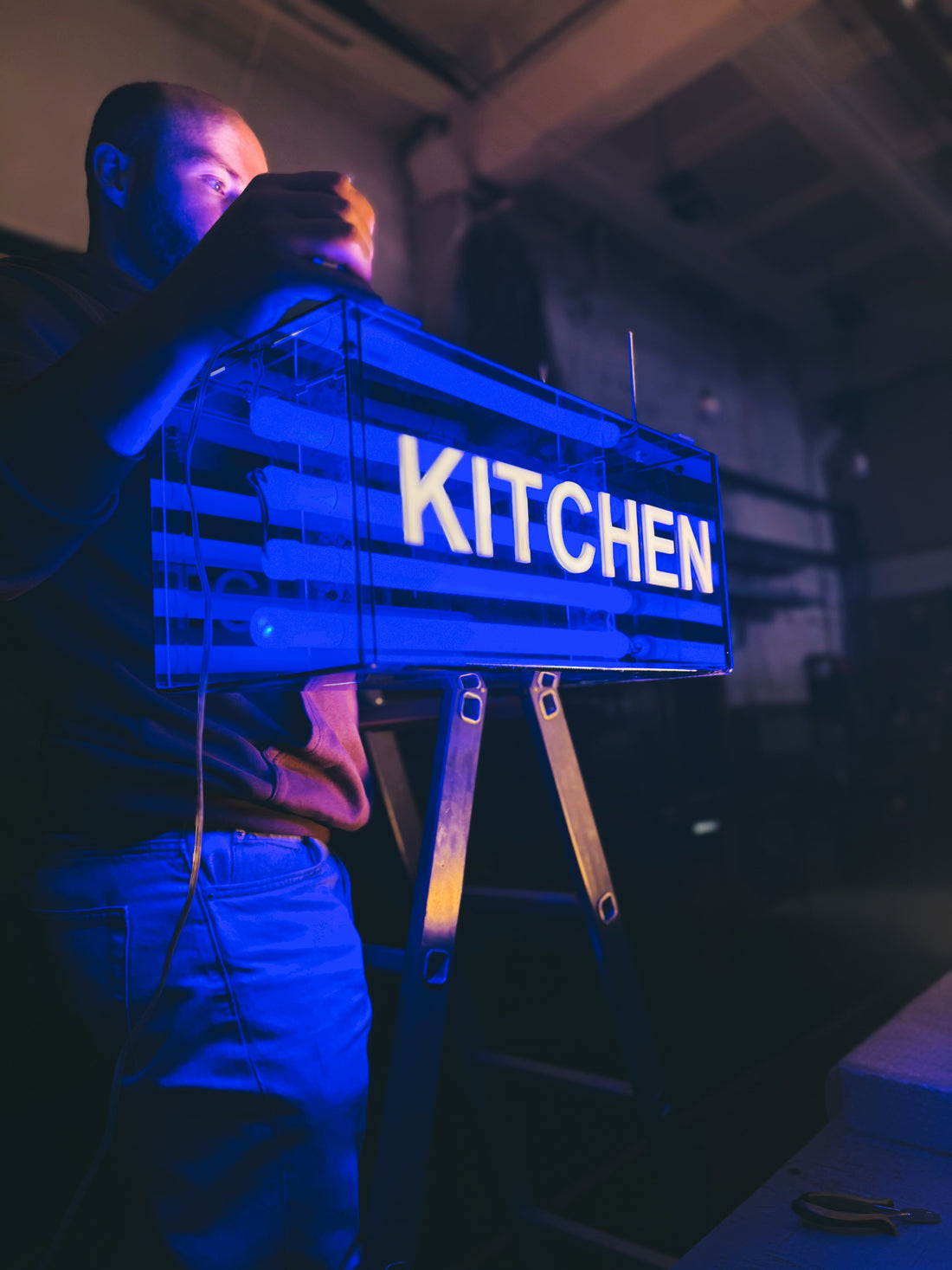 Sign with your text in the format 45x20x20 cm