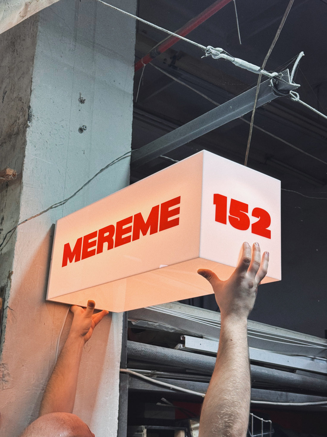 Street sign with your logo/text in the format 70x25x25 cm