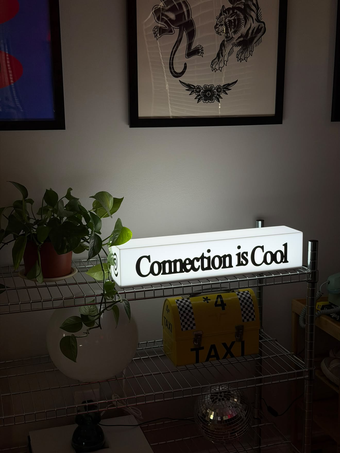 Lamp with your logo/text in the 50х10х10 cm format