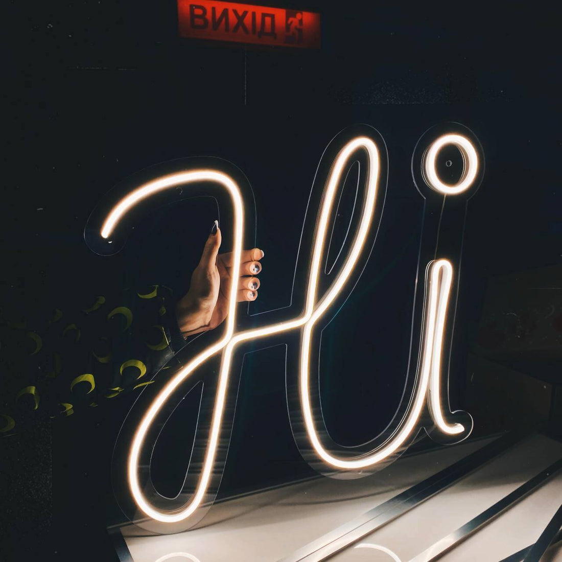 LED neon «Hi»